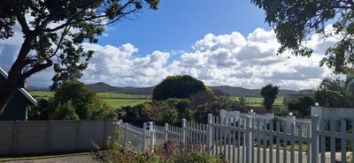 House For Sale in Fraaiuitsig, Klein Brak Rivier